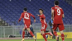 Sedmnáctiletý Angli�an Jamal Musiala se trefil proti Laziu.