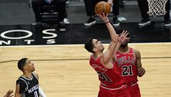 Tomáš Satoranský z Chicago Bulls v zápase proti týmu Sacramento Kings.
