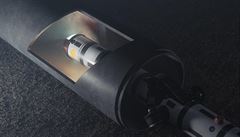 Eelume dokáe samostatn pracovat na úkolech pidlených z kontrolní místnosti...