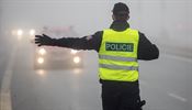 Policejní kontroly na pra�ském Zli�ín�. | na serveru Lidovky.cz | aktu�ln� zpr�vy
