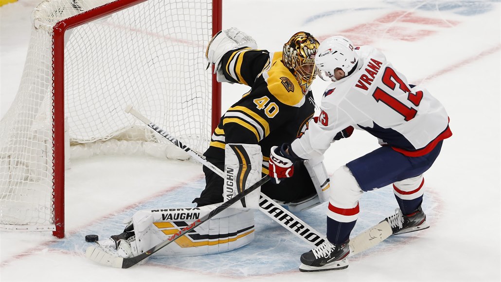 Hokejový útočník Jakub Vrána rozhodl v NHL o vítězství Washingtonu nad Bostonem...
