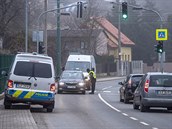 Policejní kontrola mezi okresy Liberec a Jablonec nad Nisou 1. bezna 2021 ve...