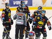 Dohrávka 50. kola hokejové extraligy: HC Ocelái Tinec - HC Verva Litvínov, 4....