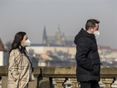 Jak bude vypadat pandemické jaro v Česku? Co se dá čekat po Velikonocích