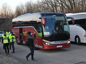 Na obou demonstracích jsou pro úastníky k dispozici monosti, jak obejít...