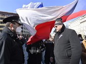 Poslanec Lubomír Volný pichází na demonstraci, kterou uspoádala 7. bezna...