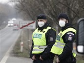 V Česku začaly policejní kontroly mezi okresy. Z dříve problémových regionů naopak stálá stanoviště zmizela