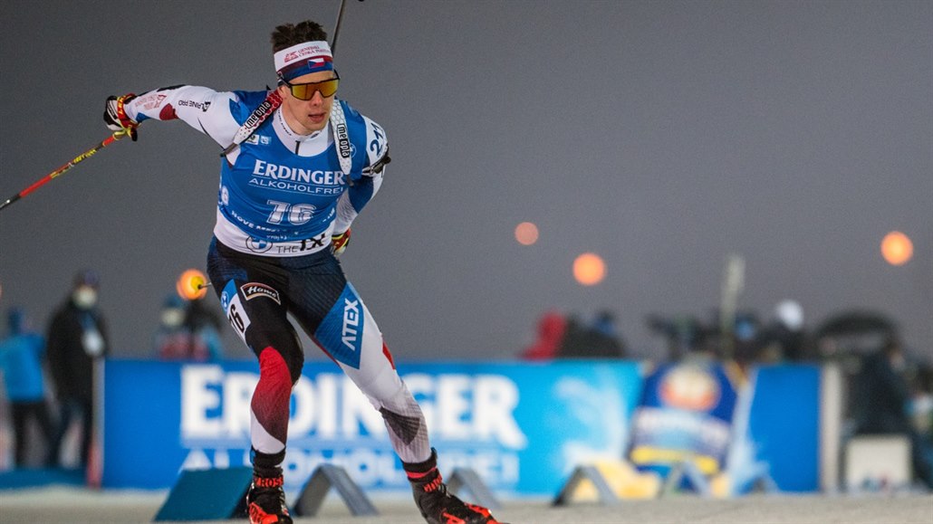 Mikulá� Karlík na trati sprintu v Novém M�st� na Morav�