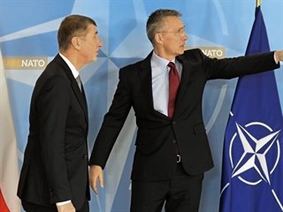 A se mohou radit. Generln tajemnk NATO Jens Stoltenberg by uvtal, kdyby...