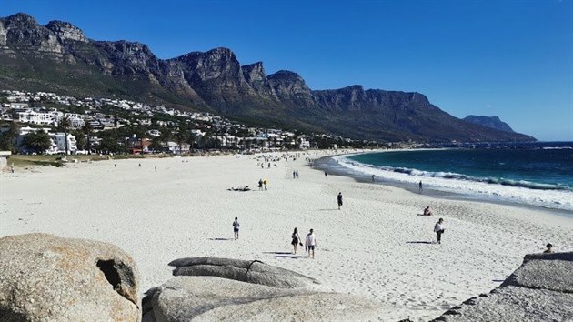 Camps Bay chrání dvanáct apotol. Tak se pezdivá skálám, který je záilv...