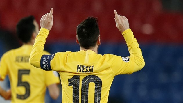 Lionel Messi slav branku proti PSG.