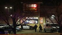Stelec v coloradskm supermarketu zabil nejmn deset lid.