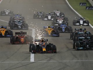Nov sezona formule 1 odstartovala v Bahrajnu.