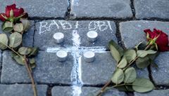 Podle tvůrců mají křížky symbolizovat „vládou zmařené životy“. | na serveru Lidovky.cz | aktuální zprávy