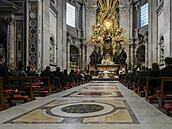 Pape Frantiek v bazilice svatého Petra ve Vatikánu.