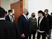 Benjamin Netanjahu u soudu.