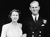 Vévoda z Edinburghu a jeho tehdejí snoubenka princezna Albta II. v Londýn...