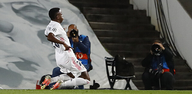 Real vs. Liverpool: Vincius Junior slav.