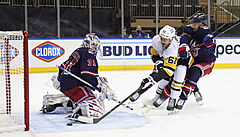 Dva body za gól a asistenci si ve �tvrte�ním programu NHL p�ipsal také Radim...