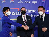 ‚Dáme Česko dohromady‘. Předsedové ODS, KDU-ČSL a TOP 09 podepsali koaliční smlouvu