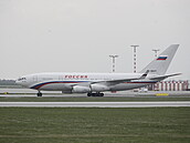 ljuin Il-96 s registraní znakou RA-96017.