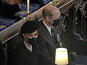 Princ William s vévodkyní Kate na smutením obadu.