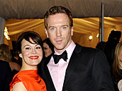 Helen McCroryová se svým manelem, hercem Damianem Lewisem (snímek z roku 2012).