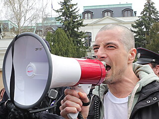 Protest před ruskou ambasádou po odhalení kauzy Vrbětice.