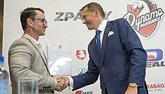 Petr Ddek (vpravo) a primátor Pardubic Martin Charvát.