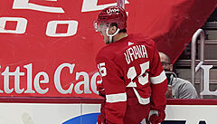 Detroit rozhodl ve druhé t�etin�, v ní� oto�il skóre v rozmezí 25. a� 32....