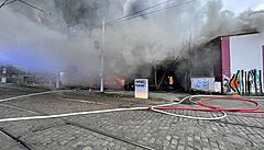 Hasii doporuili lidem z okolí nevtrat.