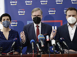 Tiskov konference koalice Spolu.