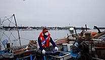 Jihokorejt rybi protestuj proti japonskmu plnu vypustit kontaminovanou...