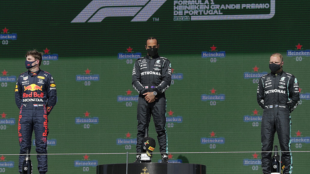 Lewis Hamilton vyhrál Velkou cenu Portugalska formule 1.