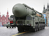 Objevily se také ruské mezikontinentální balistické rakety RS-24 Jars.