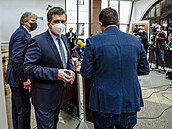 Ministr vnitra a vicepremiér Jan Hamáek na tiskové konferenci ke kauze...