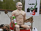 Odprci Noních vlk si pinesli karikaturu ruského prezidenta Vladimira Putina.