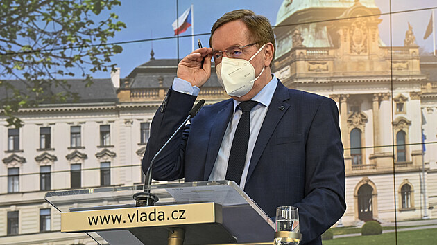Ministr zdravotnictví Petr Arenberger (za ANO)