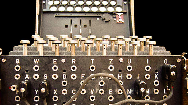 ifrovací pístroj Enigma.