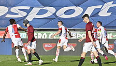 Sparan Hloek a slávista Hole v pohárovém derby