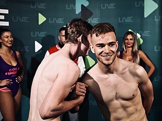 Vážení před semifinále UFC Fight Night - Cesta bojovníka.