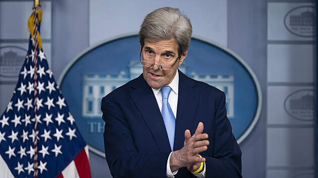 Americký zmocnnec pro otázky klimatických zmn John Kerry na tiskové...