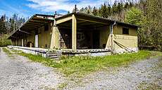 Areál muni�ních sklad� ve Vrb�ticích v sou�asnosti. Starají se o n�j Vojenské...