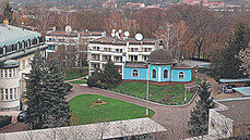 Ruské území v Praze. Co byste našli v rozlehlém areálu ambasády u Stromovky, kdyby vás tam pustili?