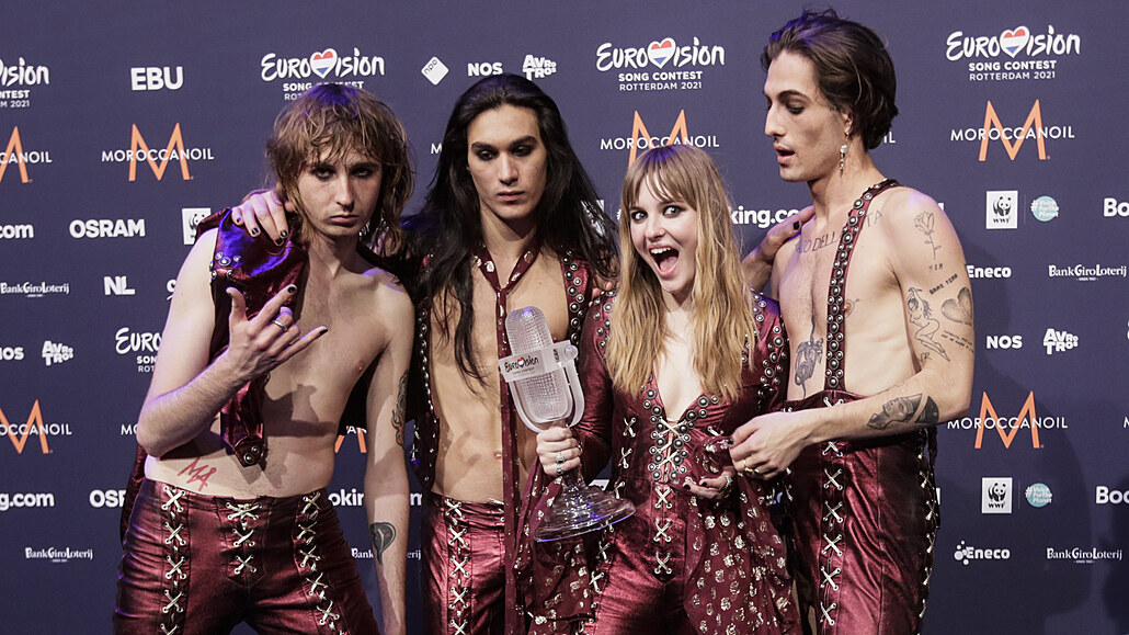 Italská kapela Maneskin zvítězila v soutěži Eurovize.
