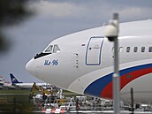V Praze pistál 29. kvtna 2021 letecký speciál z Moskvy, který má odvézt ruské...
