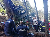 Nehoda lanovky v italském letovisku Stresa u jezera Lago Maggiore.
