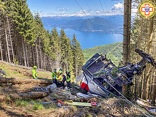 Nehoda lanovky v italskm letovisku Stresa u jezera Lago Maggiore.