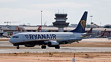Blorusk sthaka donutila pistt letadlo Ryanair pod zminkou bomby. Na palub byl kritik Lukaenka