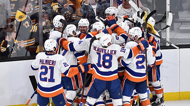 Hokejisté Islanders ovládli druhý duel s Bostonem v prodlouení.